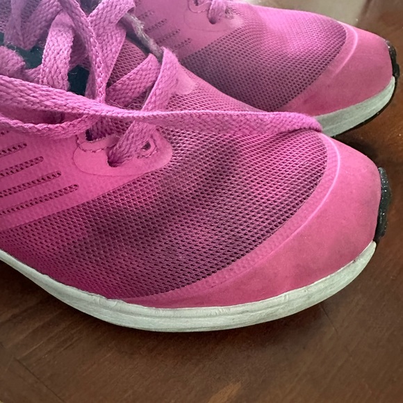 Purple/Pink Nike Running Shoes - Picture 9 of 10